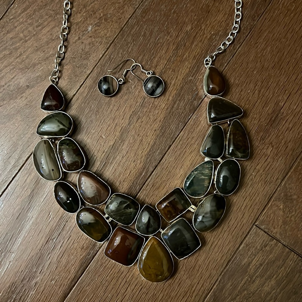 Beautiful Brown Stone Earrings and Necklace